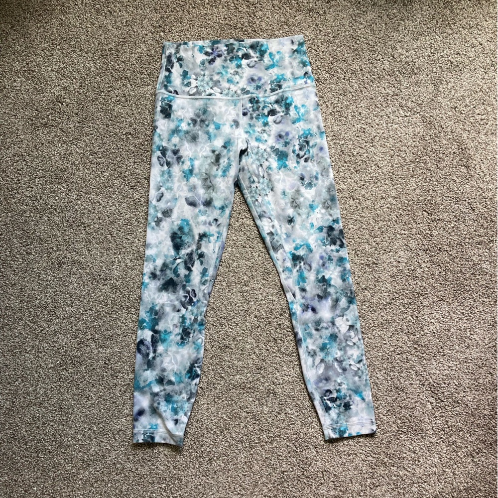 Lululemon Floral Patterned Leggings